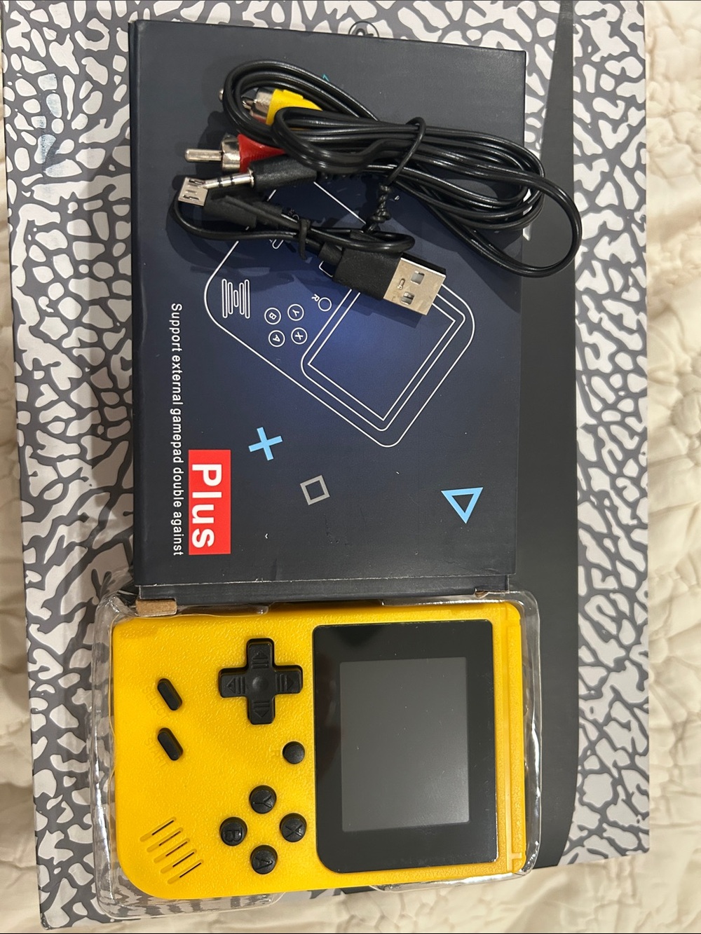 Retro Handheld Game Console Plus - Yellow